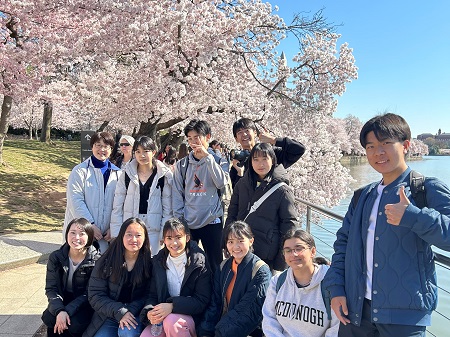ワシントンD.C.では日本から送られた桜が満開で、日米交流の歴史を実感しました。