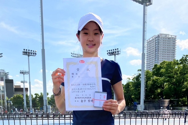 中学女子テニス部　武藤叶奈さん　東京都大会第2位　関東大会出場決定