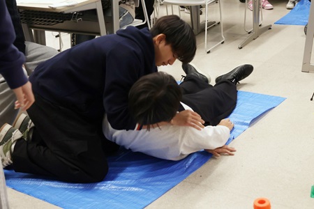 意識を失った人を起こすコツを学びました