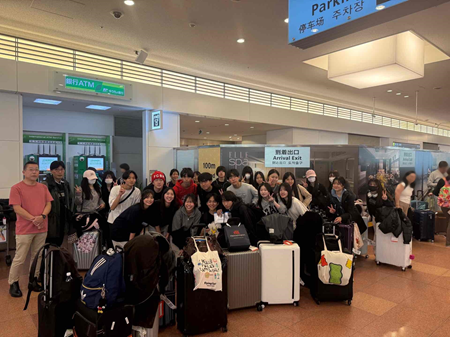 羽田に空港にて