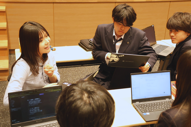 生成AIを探究学習に活用する—高2ゼミナール—