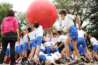 全学年大玉リレー