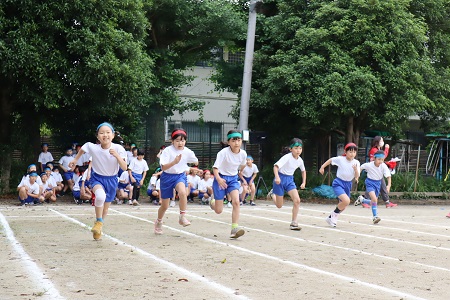 3年生徒競走