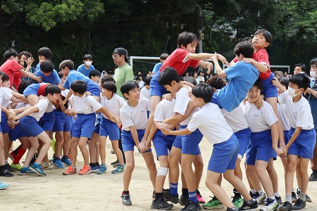 5・6年生騎馬戦