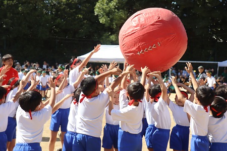 全学年大玉リレー