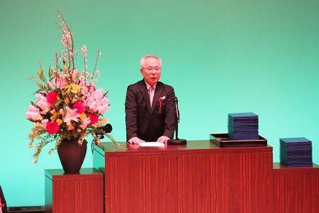 戸部学園長のお祝いのことば