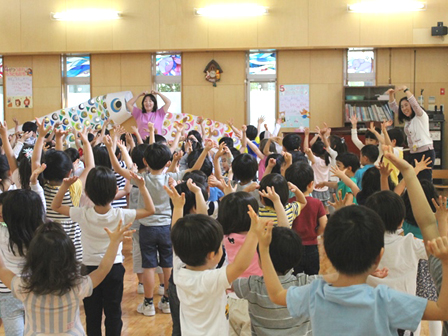 全員で踊るのは楽しいね