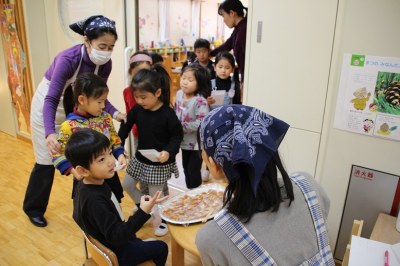 「おかわり～！」と大行列