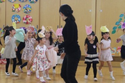 年中さんの劇遊び「へんしん　へんしん　動物の森」