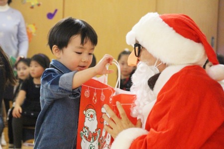 サンタさんからクリスマスプレゼント