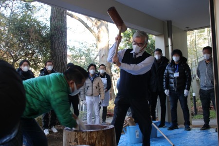 油井学園長も参加！子どもたちの声援が大きくなりました。