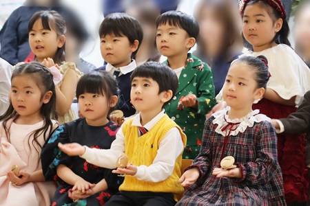 年中組の合奏「こどものせかい」