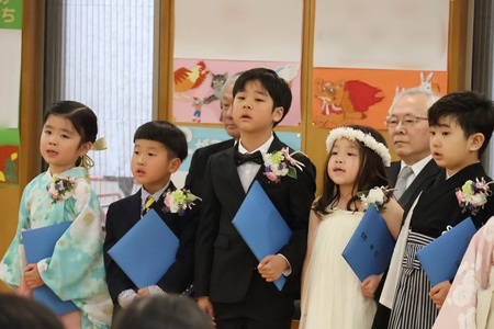 全員で歌「大きい木」を歌いました