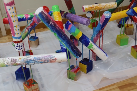 個性的でカラフルな作品が完成しました
